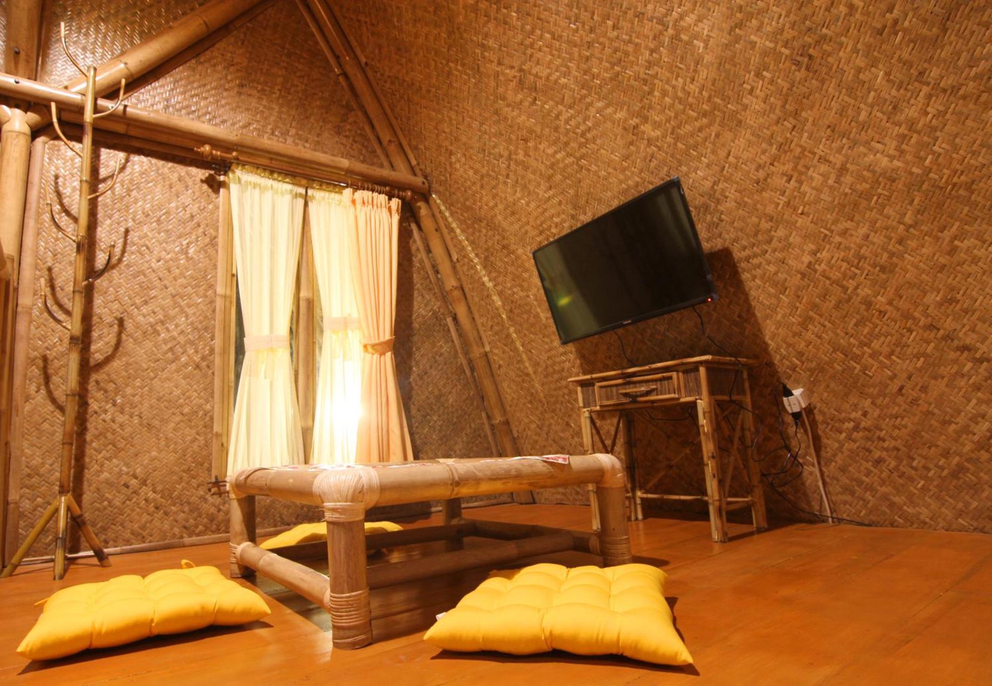 Villa Chavaminerva Bambu - Lembang Cikareumbi Exterior foto
